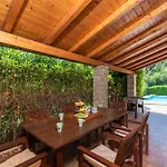 Dol Villa