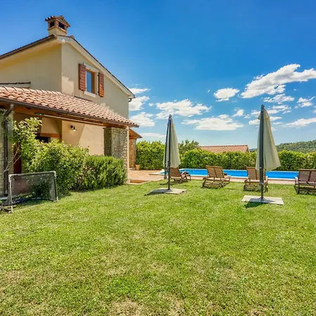 Dol Villa
